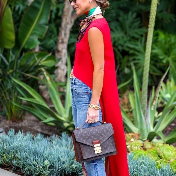 Mac London May Hi-lo Tunic Blouse in Red - Picture 2 of 6